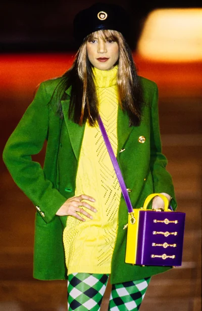 Look 10